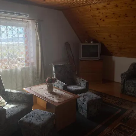 Szigligeti Marika Apartman * 시글리게트